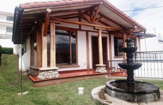Casa DE VENTA con Acabados de Lujo – Sangolqui