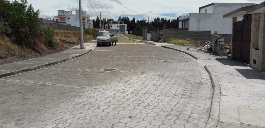 Hermoso Terreno en Venta, Coop. Vivienda Ejercito Nacional (Cazhapamba) 65000$