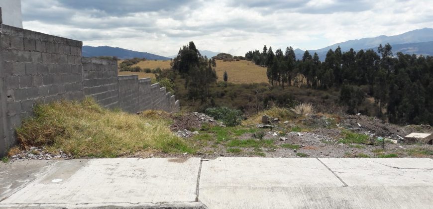 Hermoso Terreno en Venta, Coop. Vivienda Ejercito Nacional (Cazhapamba) 65000$