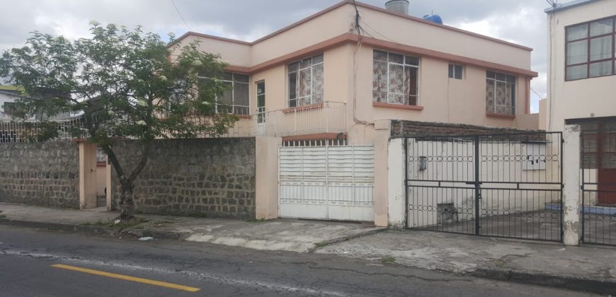 DE OFERTA HERMOSA UBICADA EN EL DORADO EXCELENTE SECTOR JUSTO FRENTE AL PLANETARIO